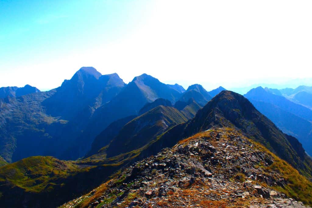 Le mont Valier et le pic des trois comtes depuis les crêtes de la montagne de Barlonguère