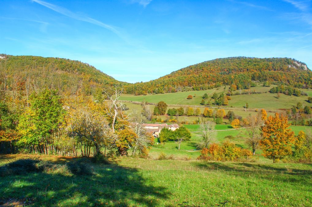 Près de Roquefort-les-Cascades, dans le pays d'Olmes, à l'automne