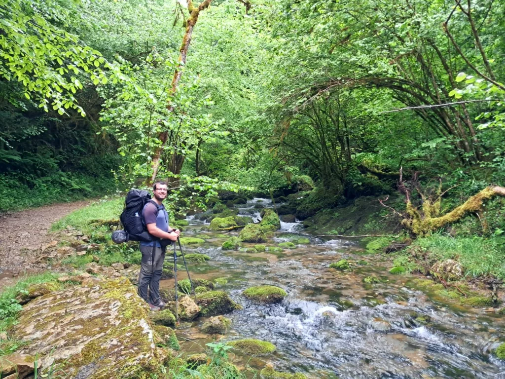 Trek dans la Gourgue d'Asque, dans les Baronnies de Bigorre