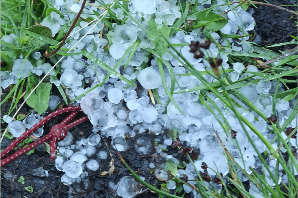 La grêle, principal danger pour la tente lors de ma traversée des Pyrénées