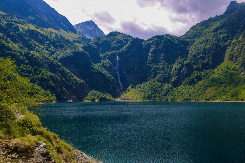 Le lac d'Oô, un spot célèbre sur le GR10