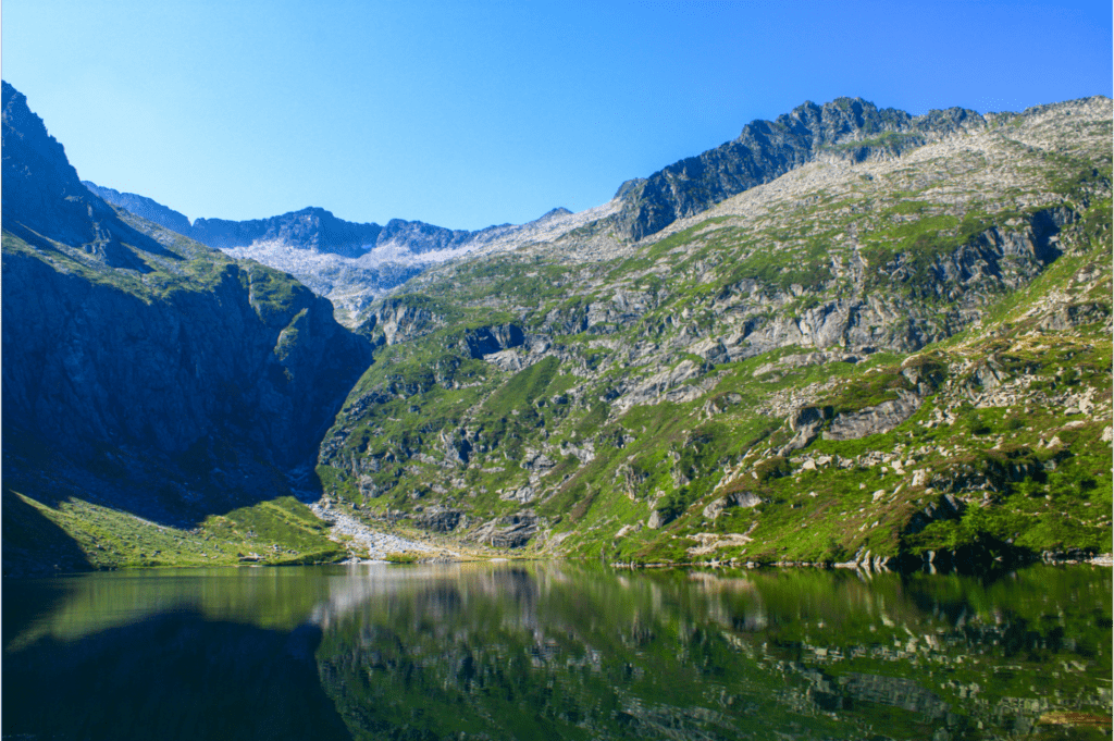 Couleurs et reflets de l'étang du Garbet